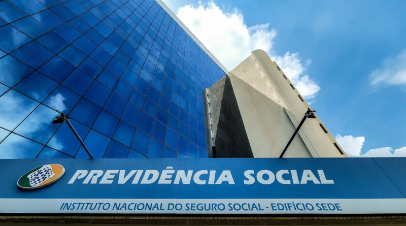 Servidores do INSS entram em greve pela valorização da carreira do seguro social